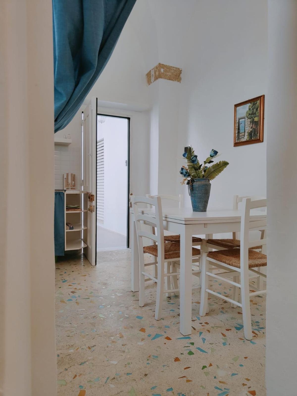 Dimora Nel Centro Storico Di Vakantiehuis